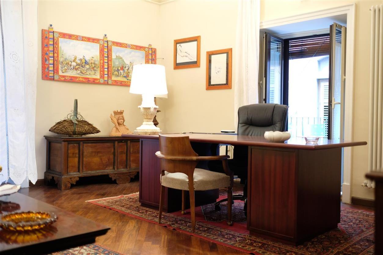 Palazzo La Via Lejlighed Catania Eksteriør billede
